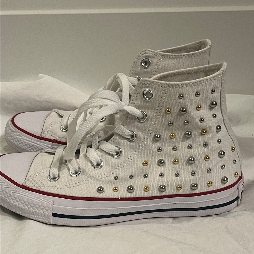 Converse CTAS White high top sneaker studded gold silver metal studs M 5 W 7 EUC - Picture 4 of 10